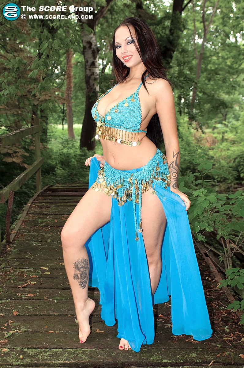 Exotic dancer dating